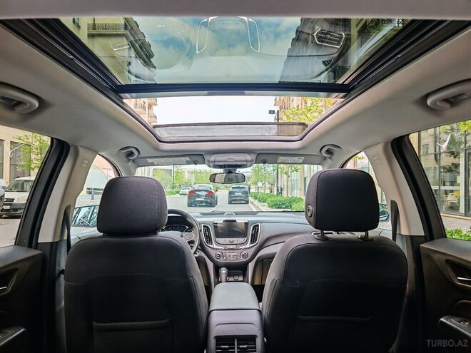 Chevrolet Equinox-12