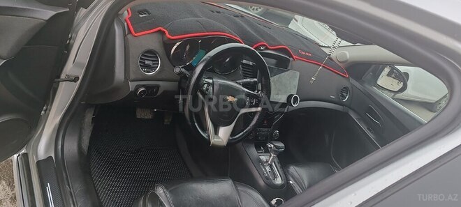 Chevrolet Cruze-9