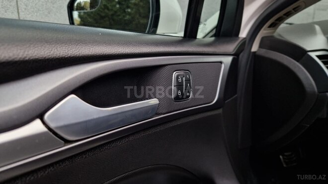 Ford Fusion (North America)-11