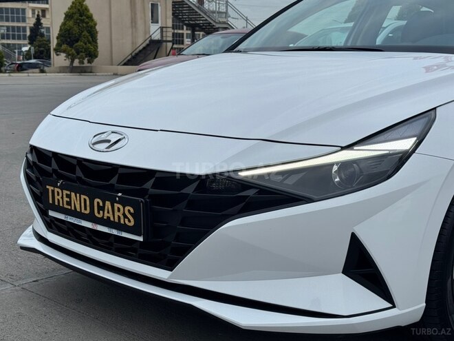 Hyundai Elantra-20