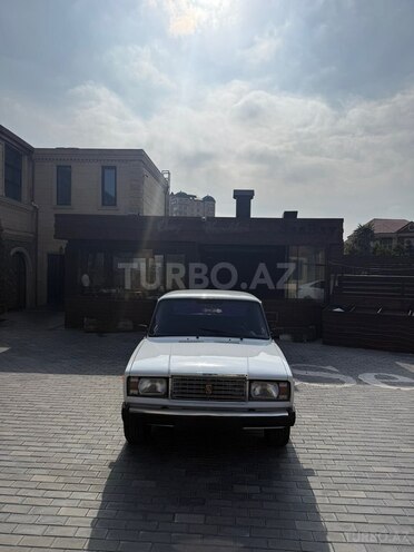 LADA (VAZ) 2107-1