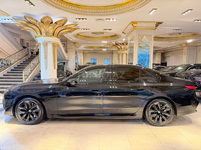 BMW 750e xDrive 2023, 19,000 km - 3.0 l - Bakı