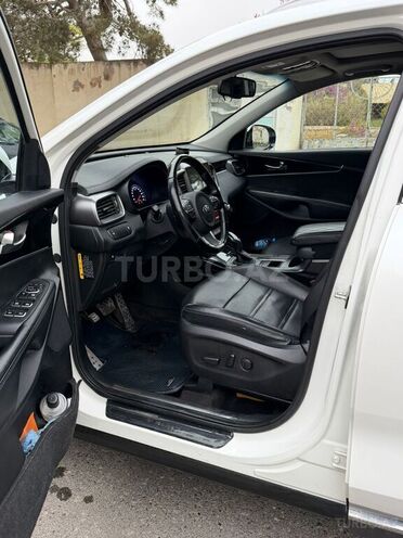 Kia Sorento-4