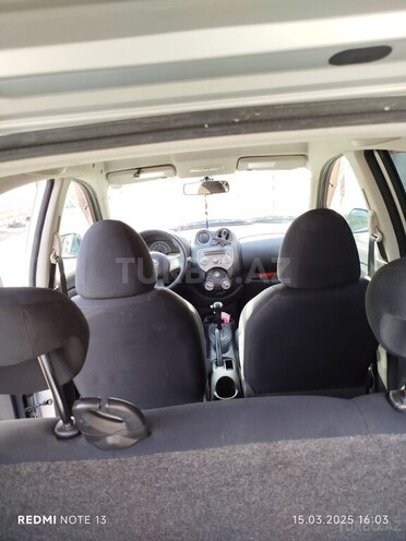 Nissan Micra-2