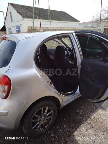Nissan Micra-4