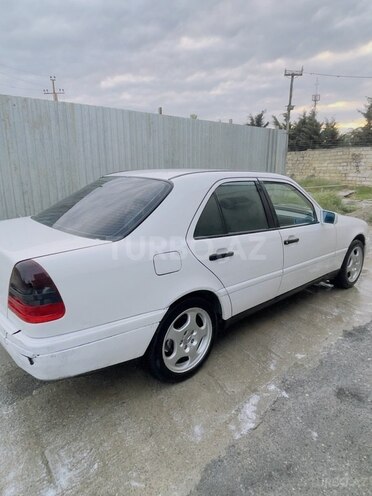 Mercedes C 180-3
