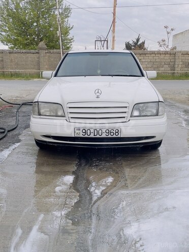 Mercedes C 180-1