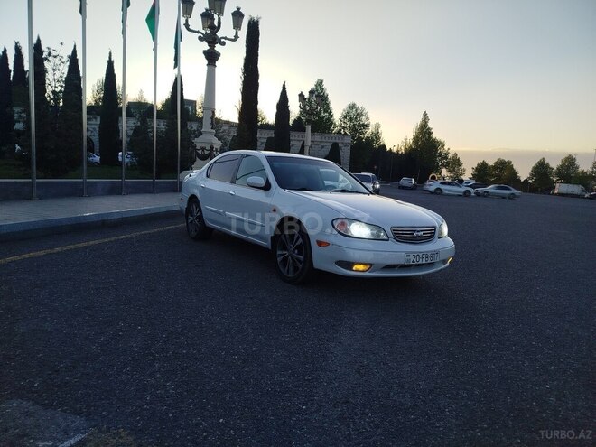 Nissan Maxima-1