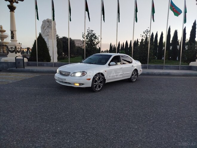 Nissan Maxima-2