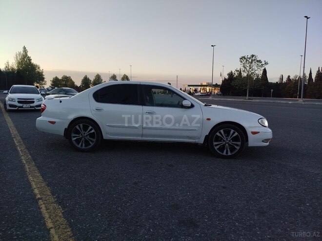 Nissan Maxima-3