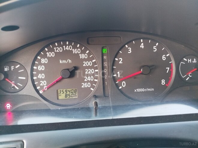 Nissan Maxima-13
