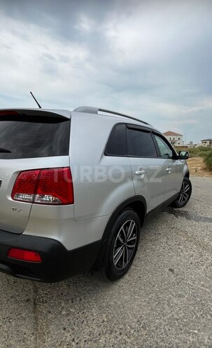 Kia Sorento-4