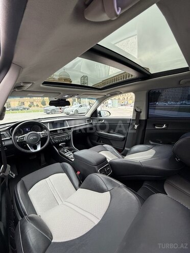Kia Optima-12