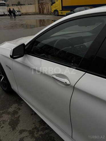 BMW 528-7