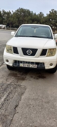 Nissan Navara-1