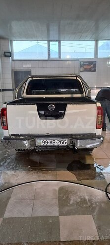 Nissan Navara-6