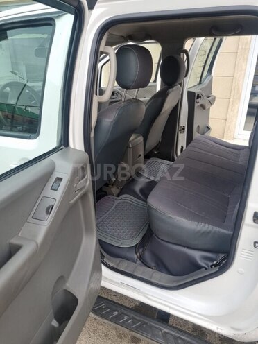 Nissan Navara-8