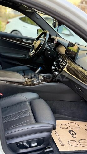BMW 530e 2023, 88,000 km - 2.0 л - Bakı