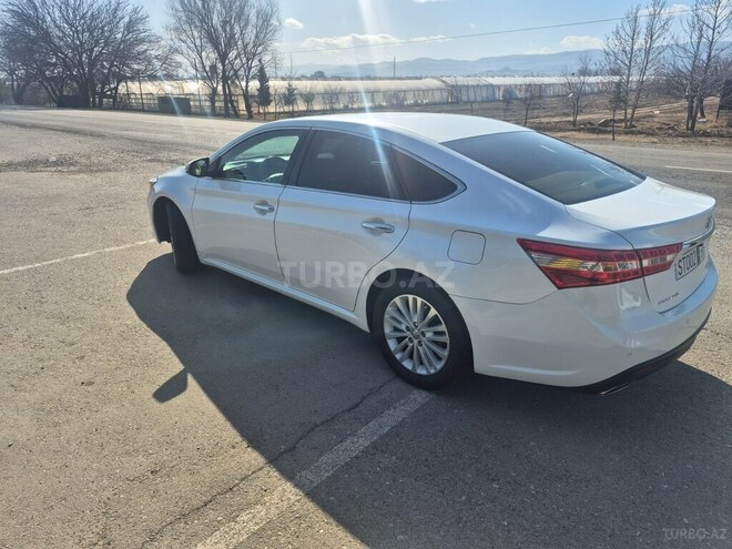 Toyota Avalon-2