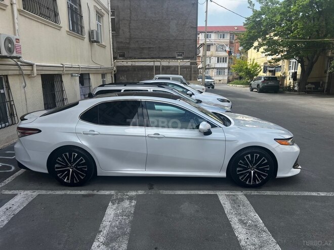 Toyota Camry-3