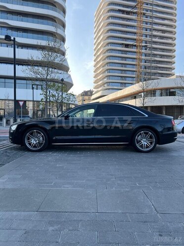 Audi A8-3