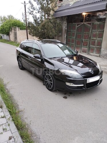 Renault Laguna-6