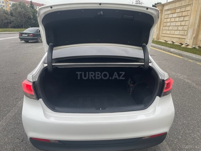 Hyundai Sonata-14