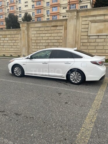 Hyundai Sonata-7