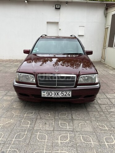 Mercedes C 200-1