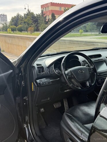 Kia Sorento-14
