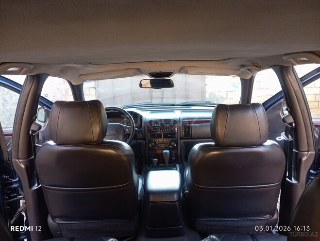Jeep Grand Cherokee-11