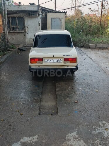 LADA (VAZ) 2107-4