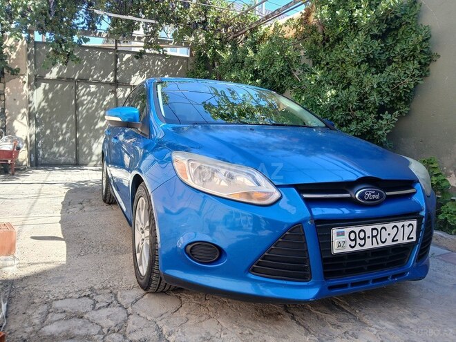 Ford Focus-7