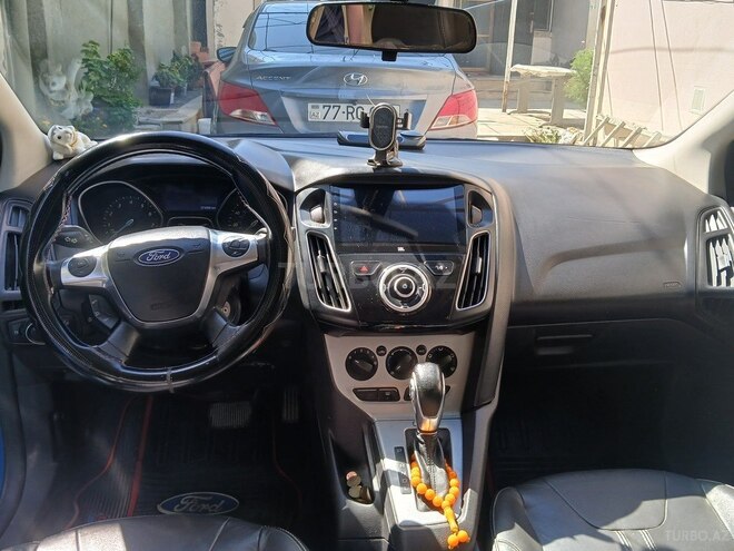 Ford Focus-3