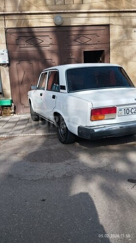 LADA (VAZ) 2107-2