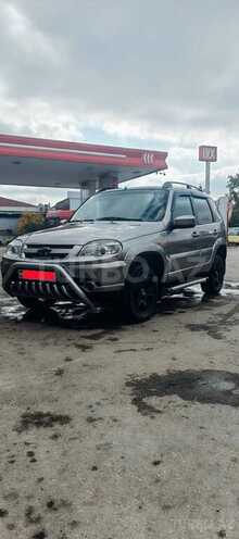 Chevrolet Niva-7