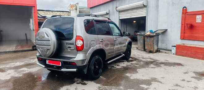 Chevrolet Niva-10
