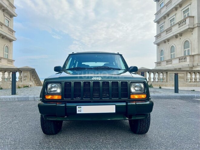 Jeep Cherokee-2