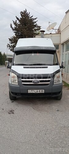 Ford Transit-3