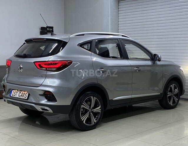 MG ZS-11