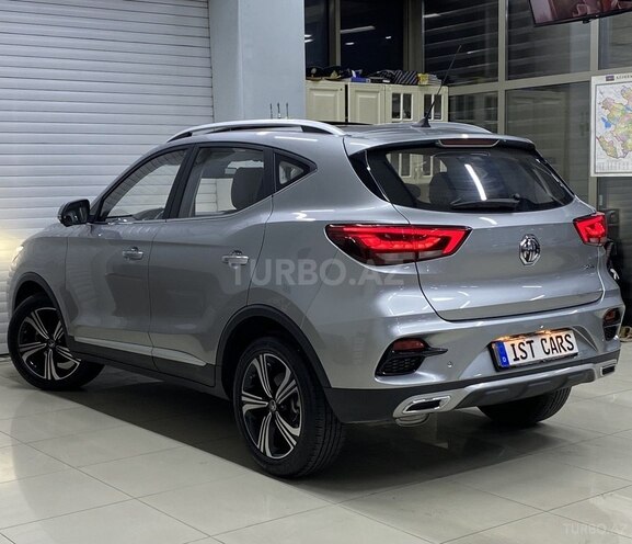MG ZS-12