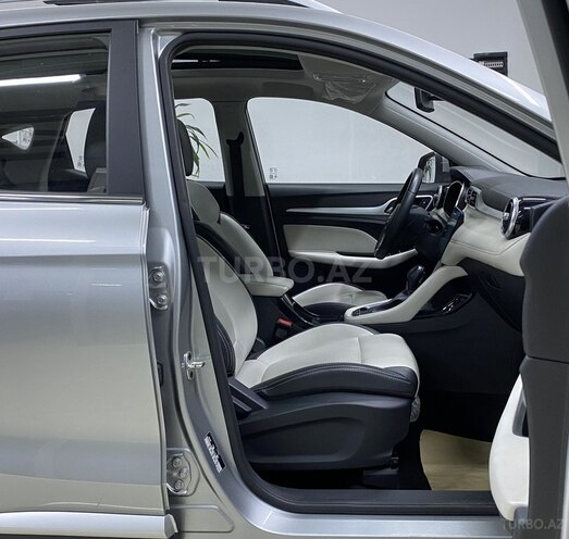 MG ZS-17