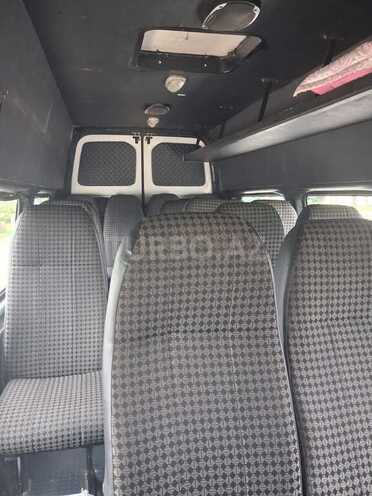 Ford Transit-4