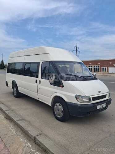 Ford Transit-8