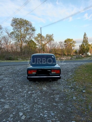 LADA (VAZ) 2107-2