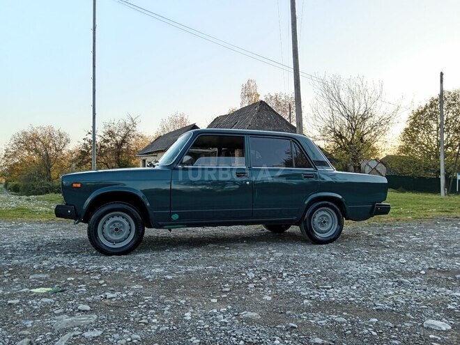 LADA (VAZ) 2107-5