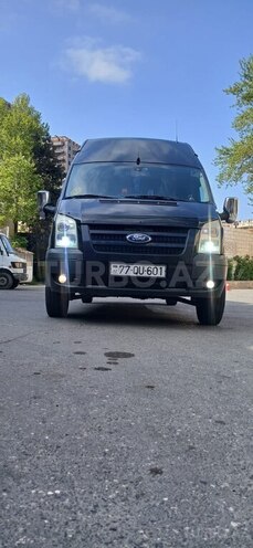 Ford Transit-1