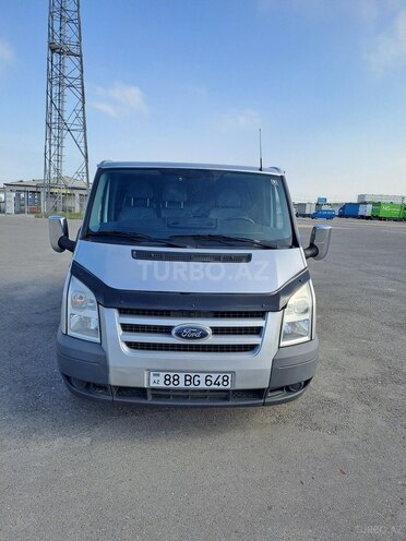 Ford Transit-1