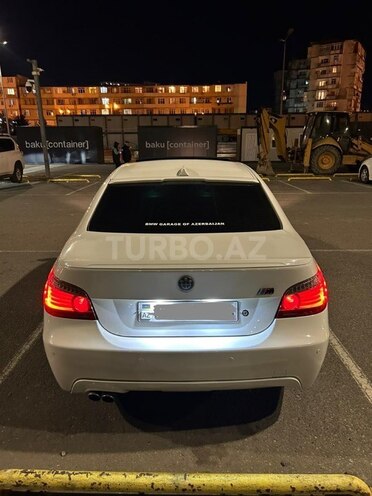 BMW 525-12