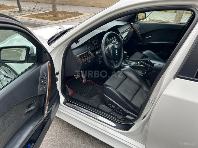 BMW 525-19